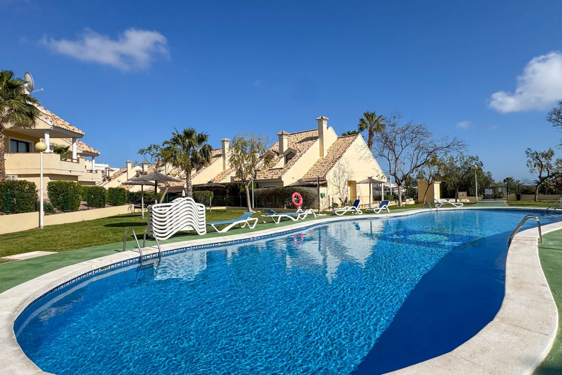 Återförsäljning - Apartment -
Orihuela Costa - Costa Blanca