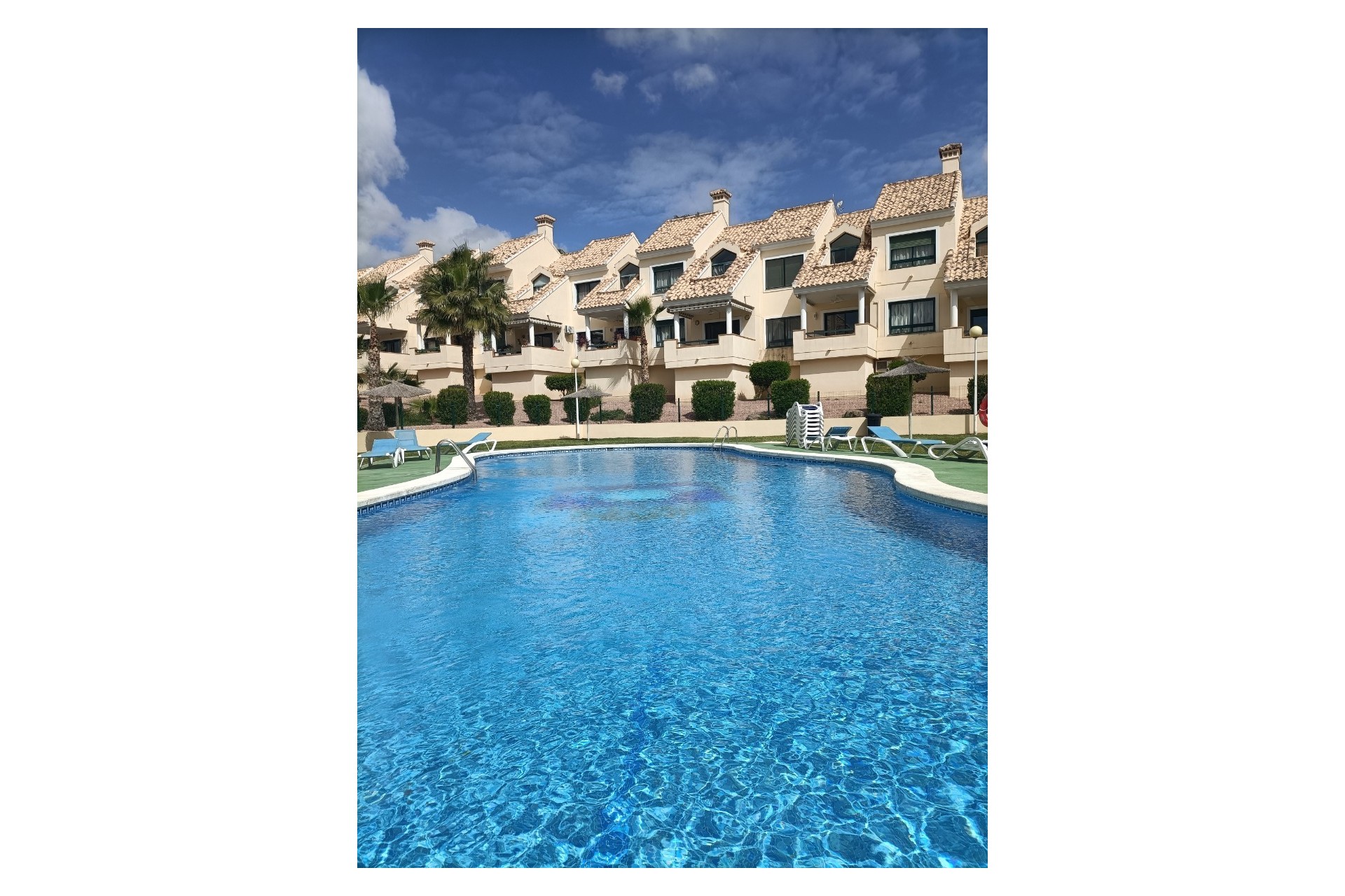Återförsäljning - Apartment -
Orihuela Costa - Costa Blanca