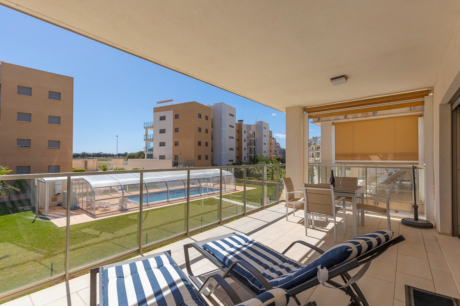 Återförsäljning - Apartment -
Orihuela Costa - Costa Blanca