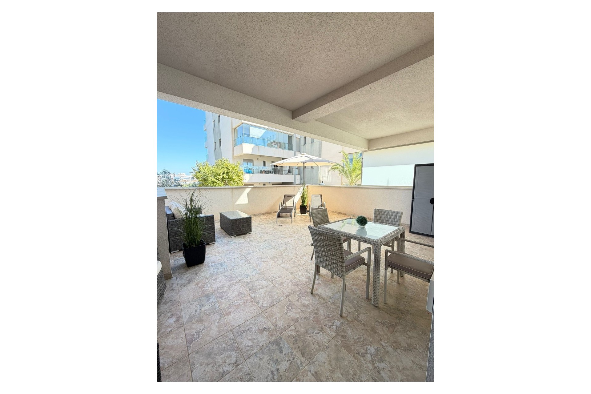 Återförsäljning - Apartment -
Orihuela Costa - Costa Blanca