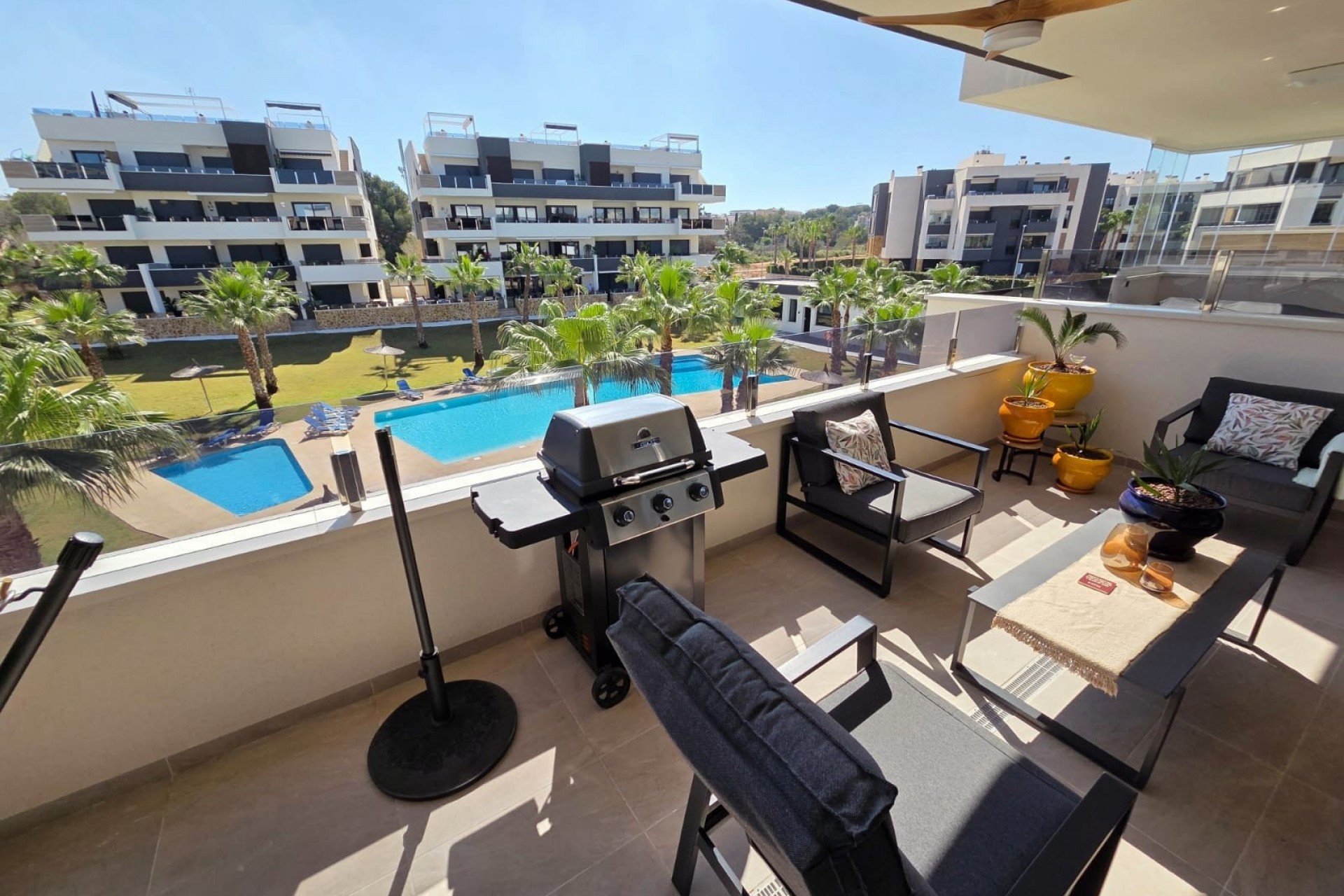 Återförsäljning - Apartment -
Orihuela Costa - Costa Blanca