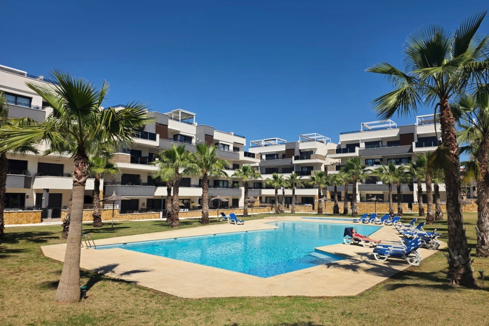 Återförsäljning - Apartment -
Orihuela Costa - Costa Blanca