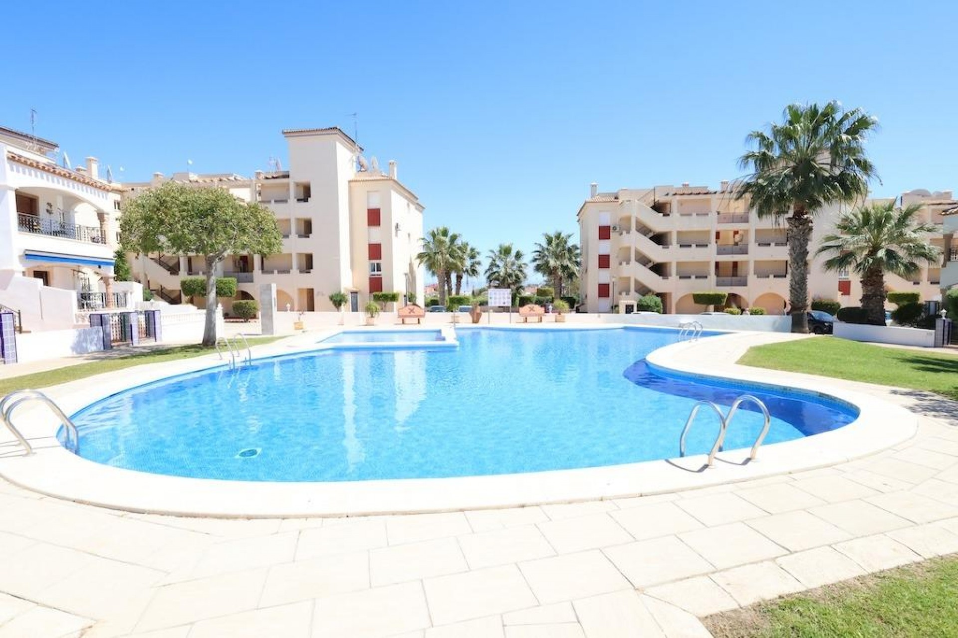 Återförsäljning - Apartment -
Orihuela Costa - Costa Blanca