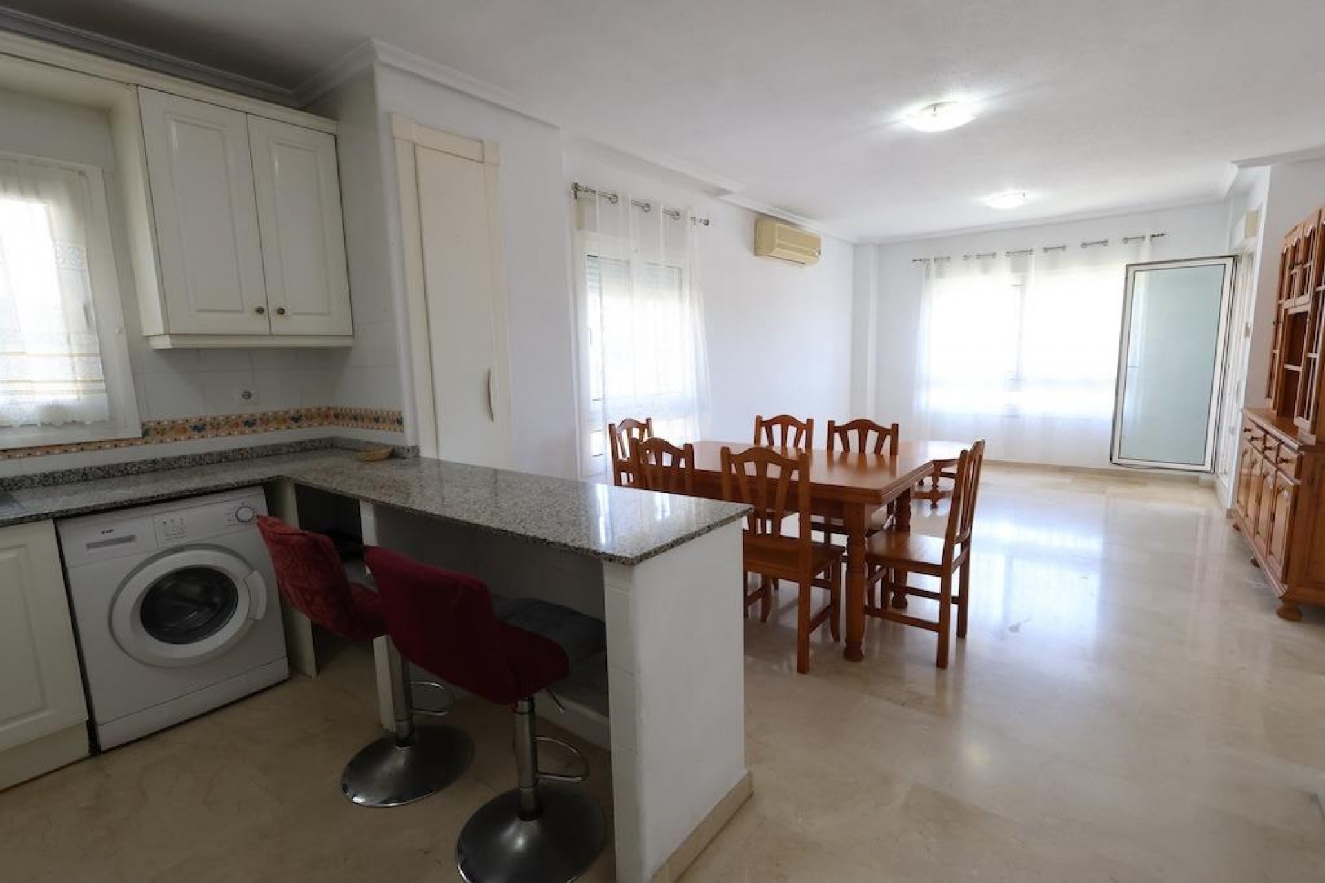 Återförsäljning - Apartment -
Orihuela Costa - Costa Blanca