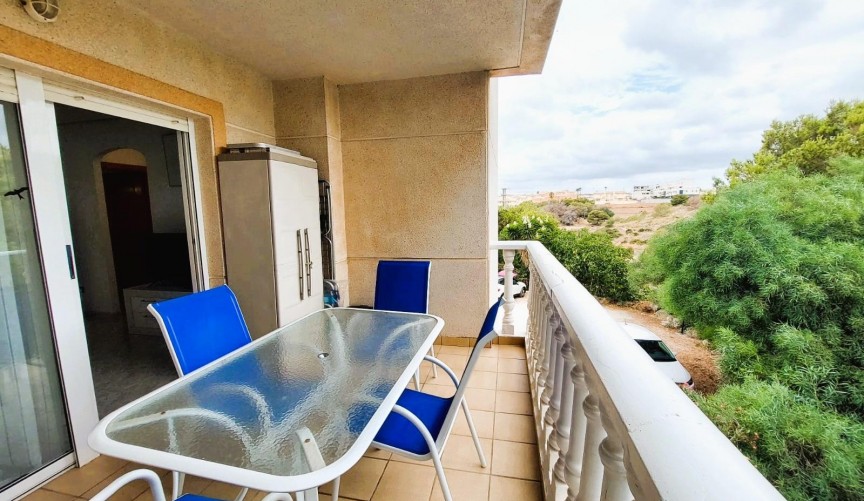 Återförsäljning - Apartment -
Orihuela Costa - Costa Blanca