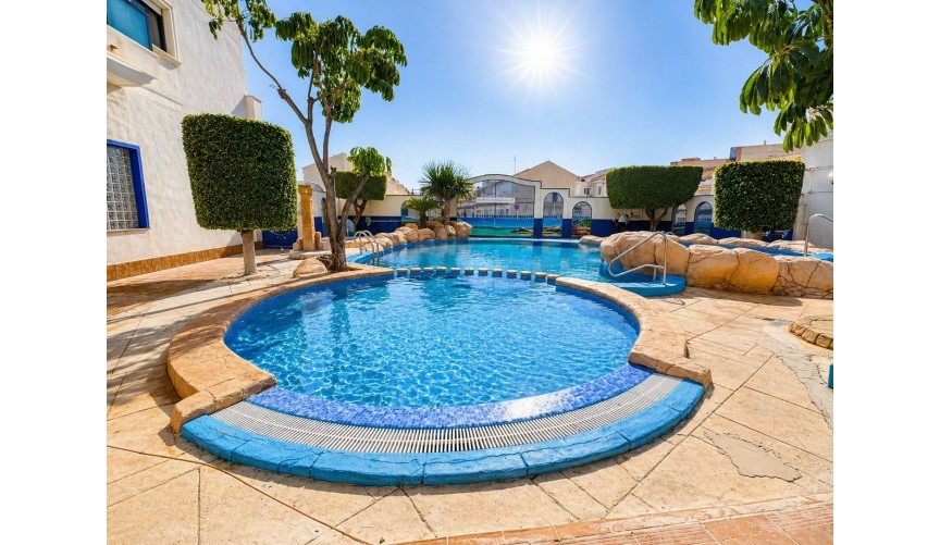 Återförsäljning - Apartment -
Orihuela Costa - Costa Blanca