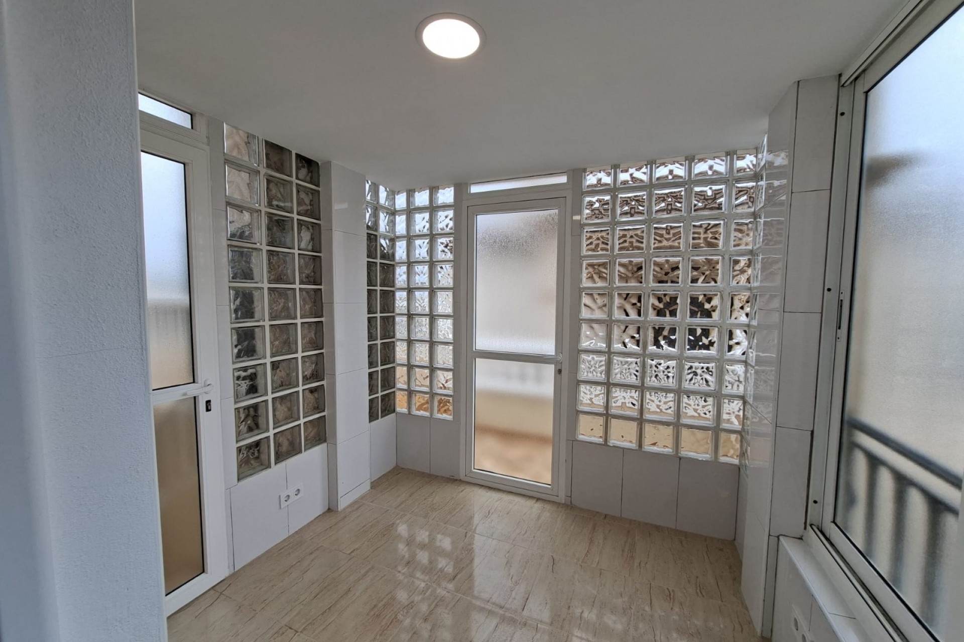 Återförsäljning - Apartment -
Orihuela Costa - Costa Blanca