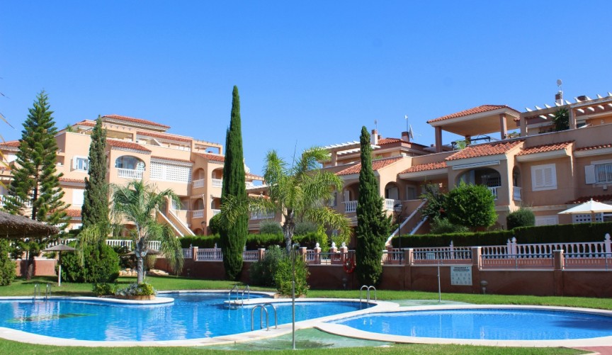 Återförsäljning - Apartment -
Orihuela Costa - Costa Blanca