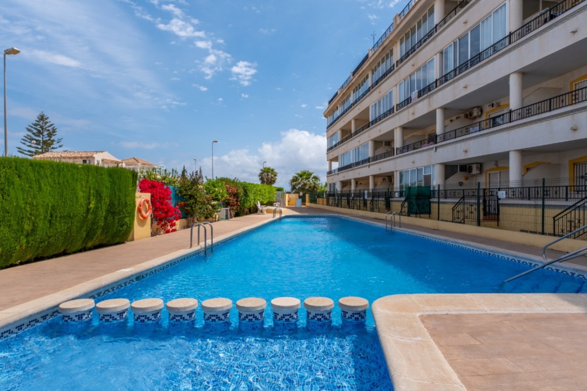 Återförsäljning - Apartment -
Orihuela Costa - Costa Blanca