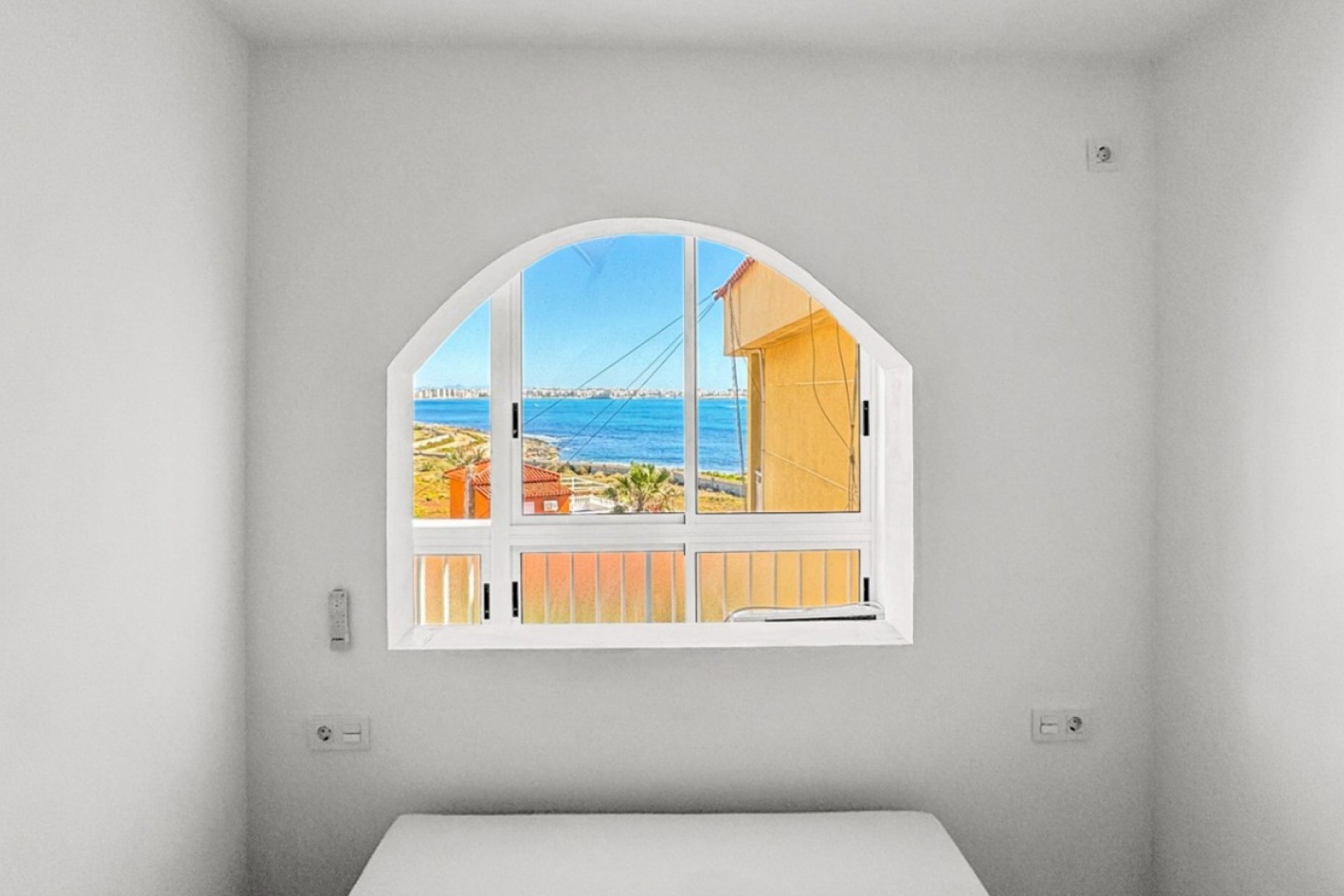 Återförsäljning - Apartment -
Orihuela Costa - Costa Blanca