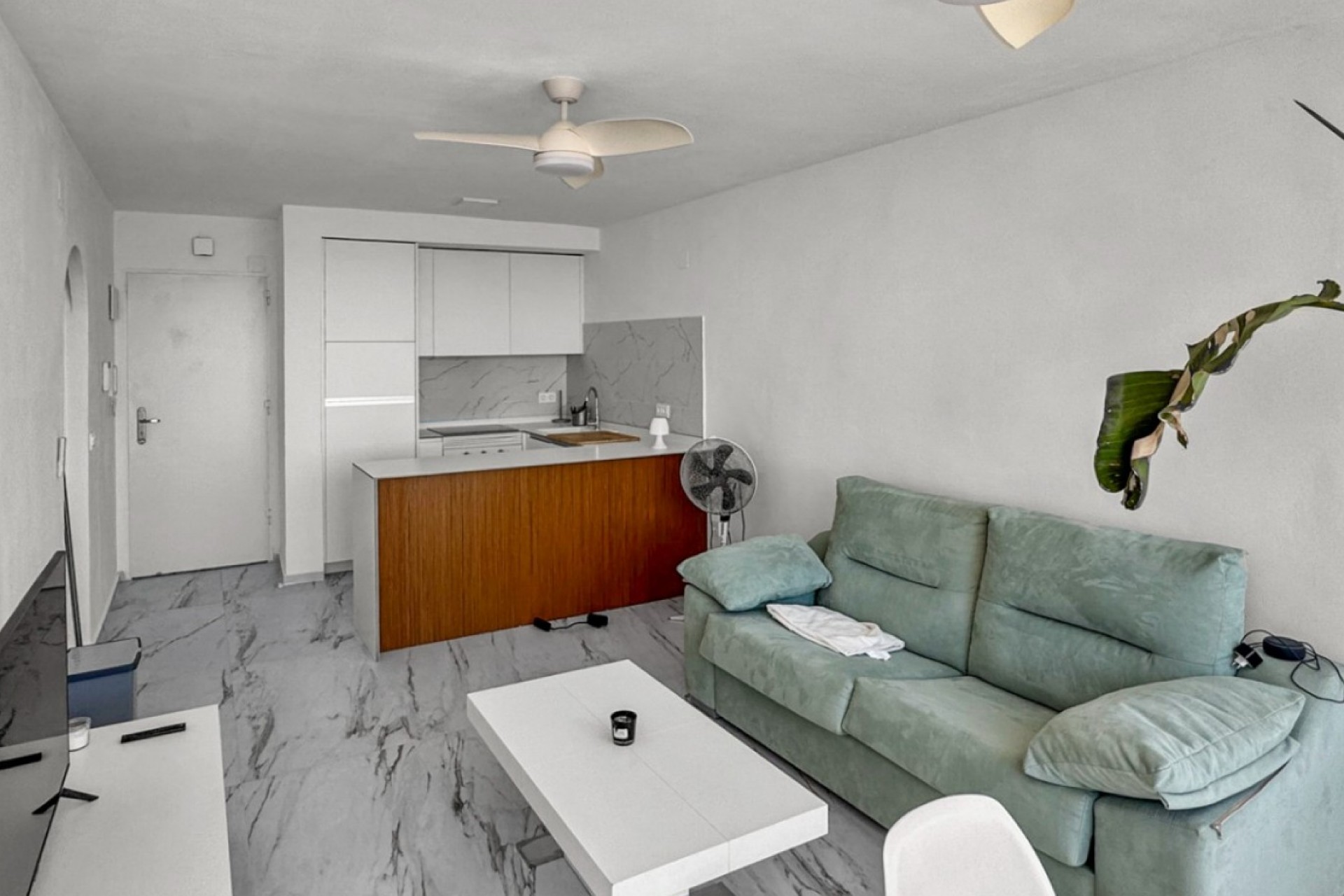 Återförsäljning - Apartment -
Orihuela Costa - Costa Blanca