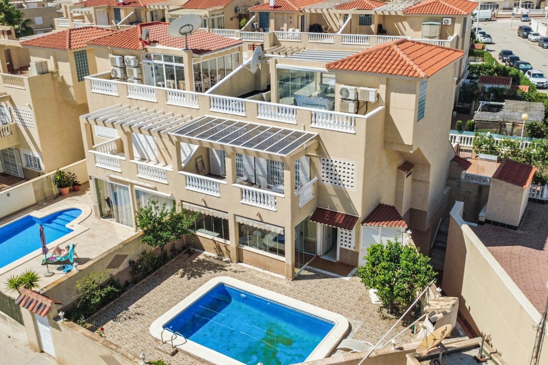 Återförsäljning - Apartment -
Orihuela Costa - Costa Blanca