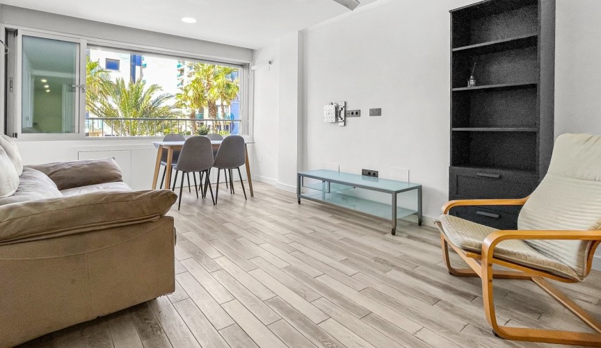 Återförsäljning - Apartment -
Orihuela Costa - Costa Blanca
