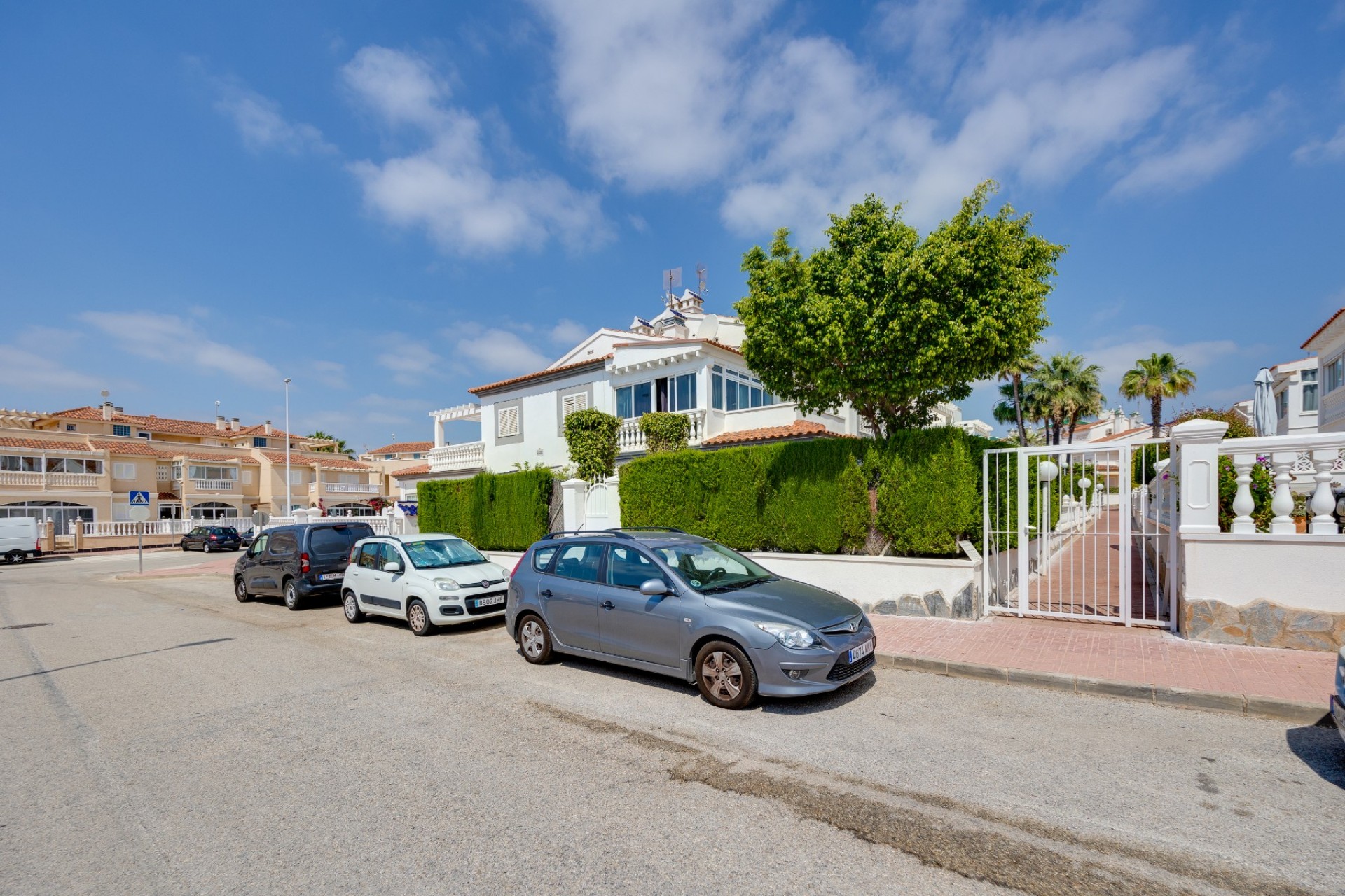 Återförsäljning - Apartment -
Orihuela Costa - Costa Blanca