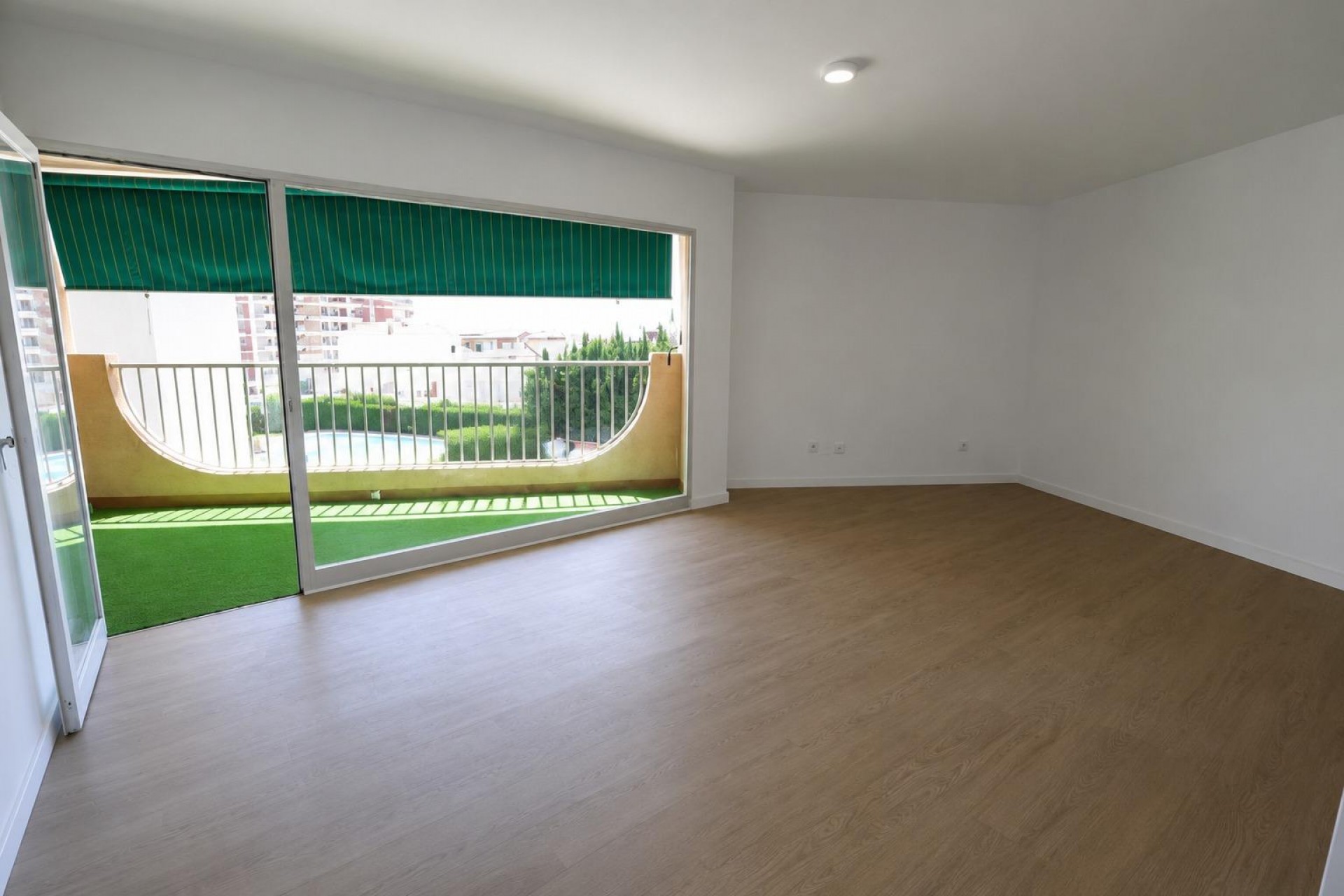 Återförsäljning - Apartment -
Orihuela Costa - Costa Blanca