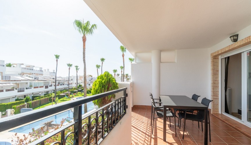Återförsäljning - Apartment -
Orihuela Costa - Costa Blanca