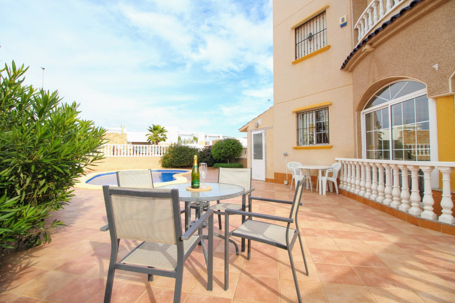 Återförsäljning - Apartment -
Orihuela Costa - Costa Blanca