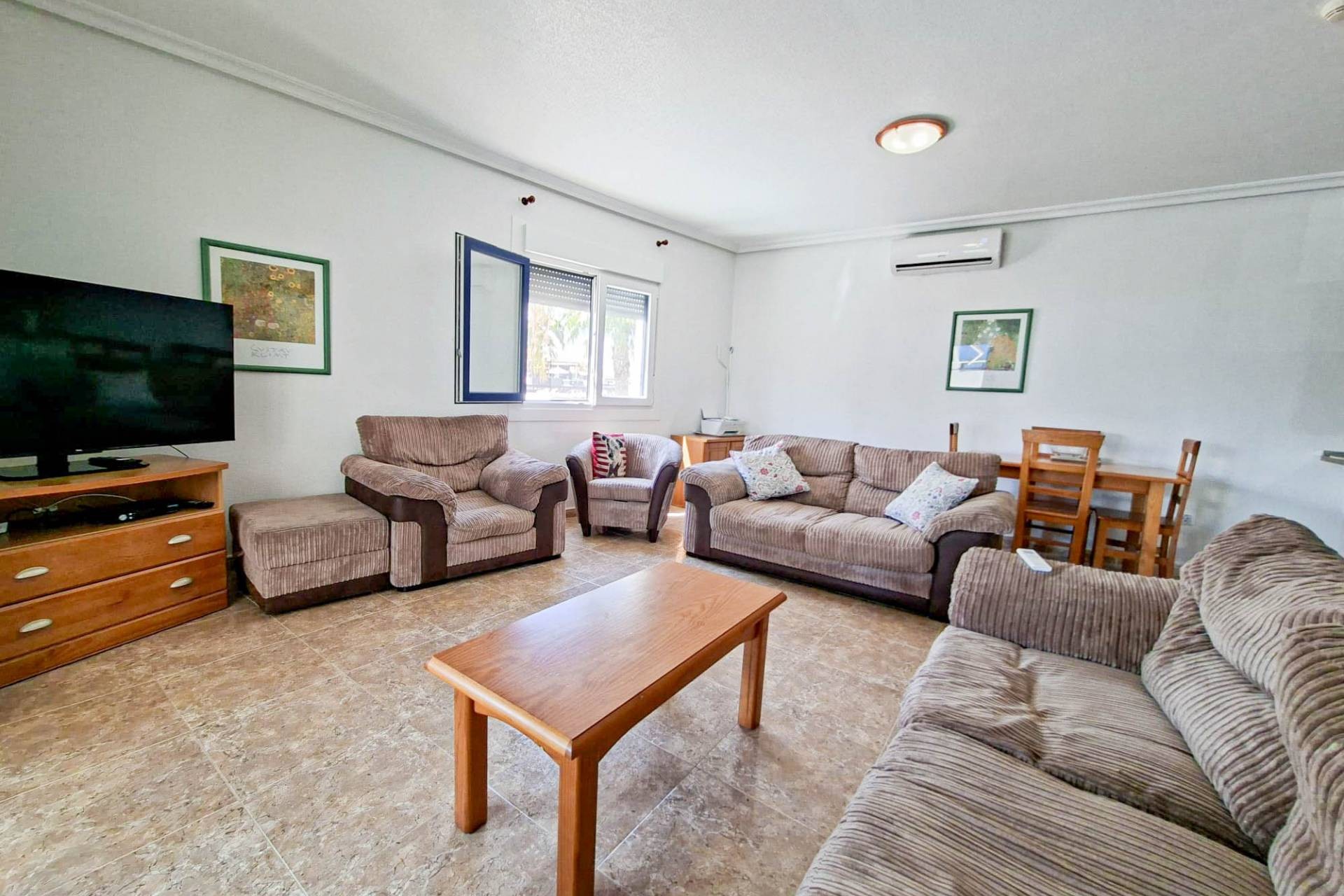 Återförsäljning - Apartment -
Orihuela Costa - Costa Blanca