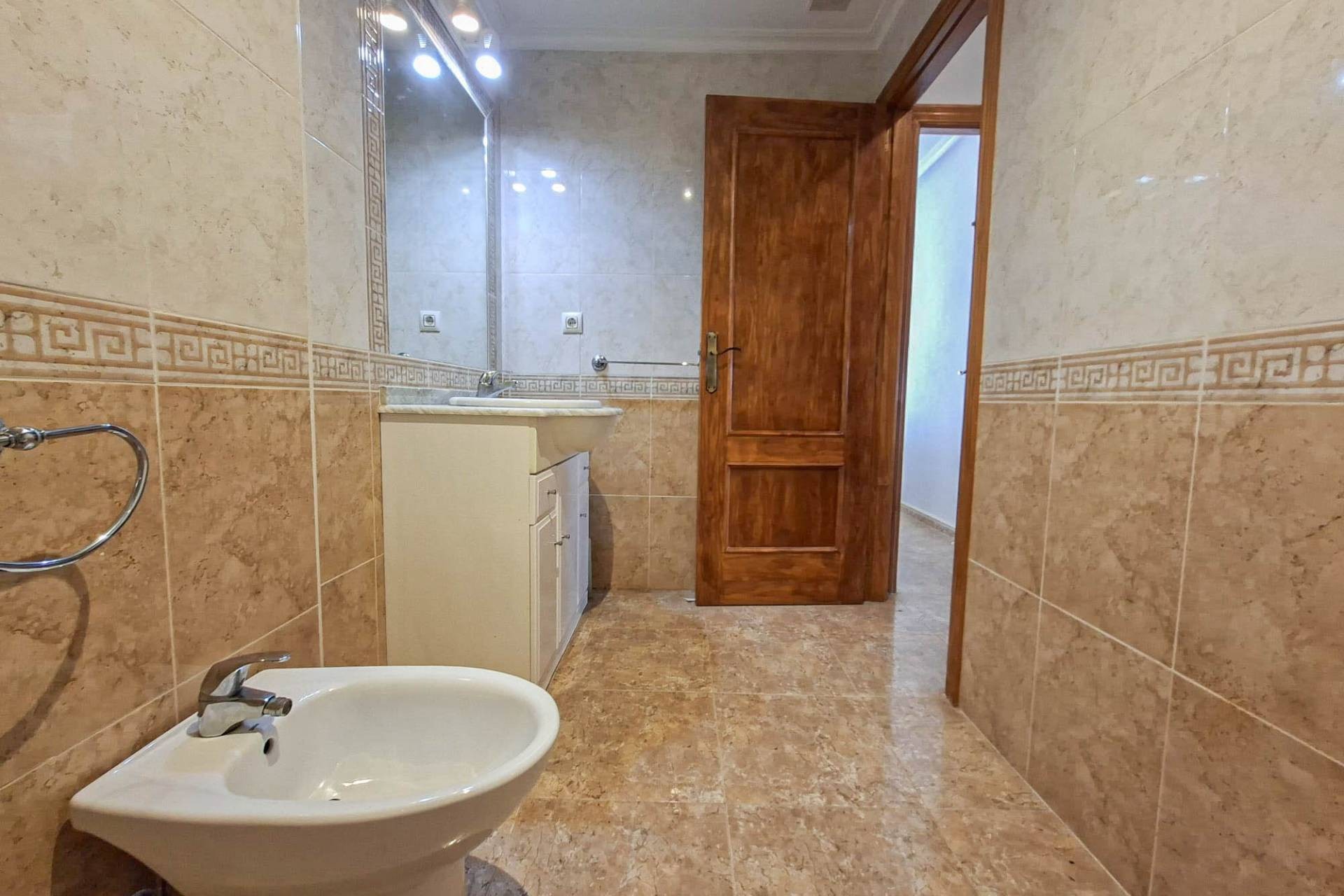Återförsäljning - Apartment -
Orihuela Costa - Costa Blanca