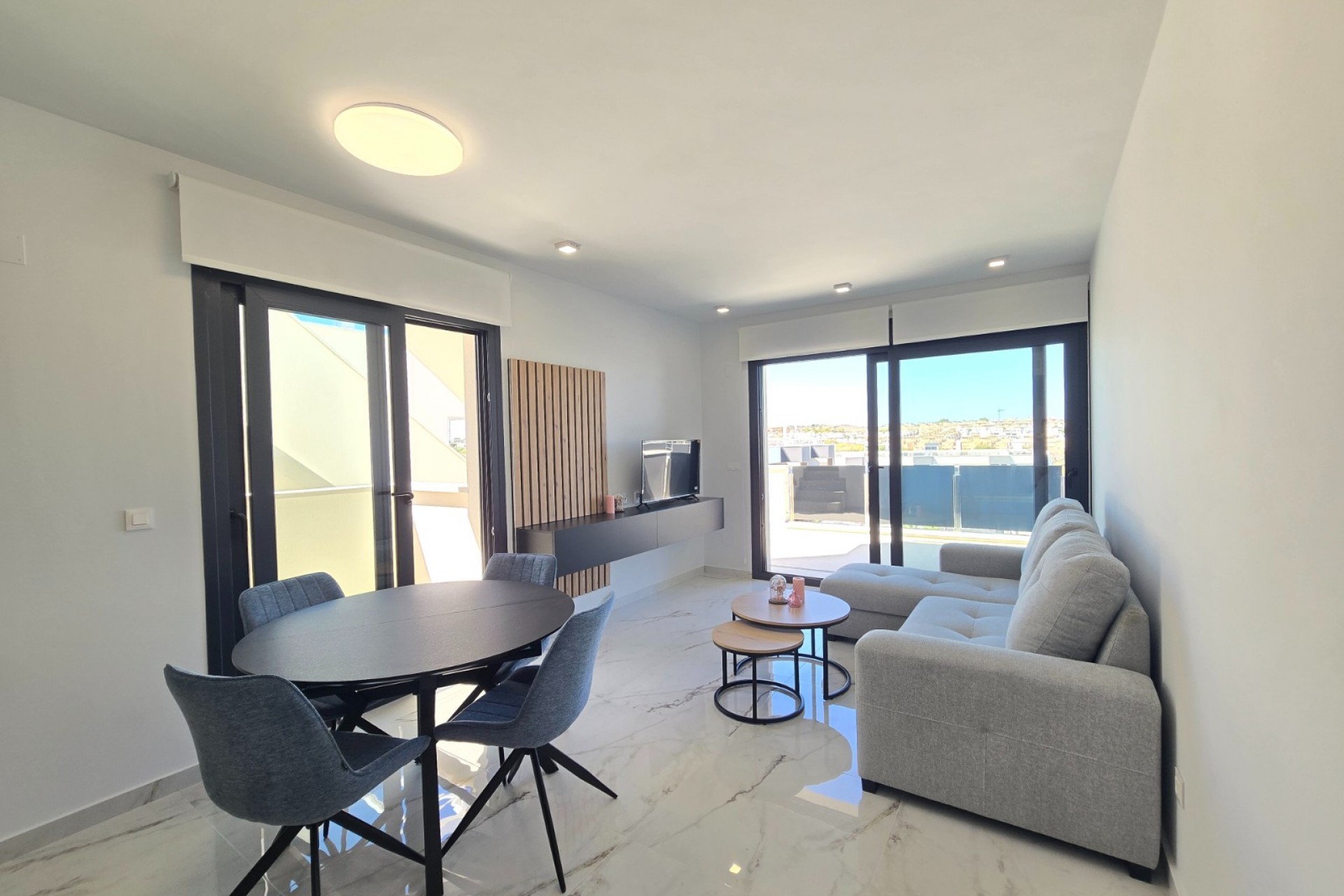 Återförsäljning - Apartment -
Orihuela Costa - Costa Blanca