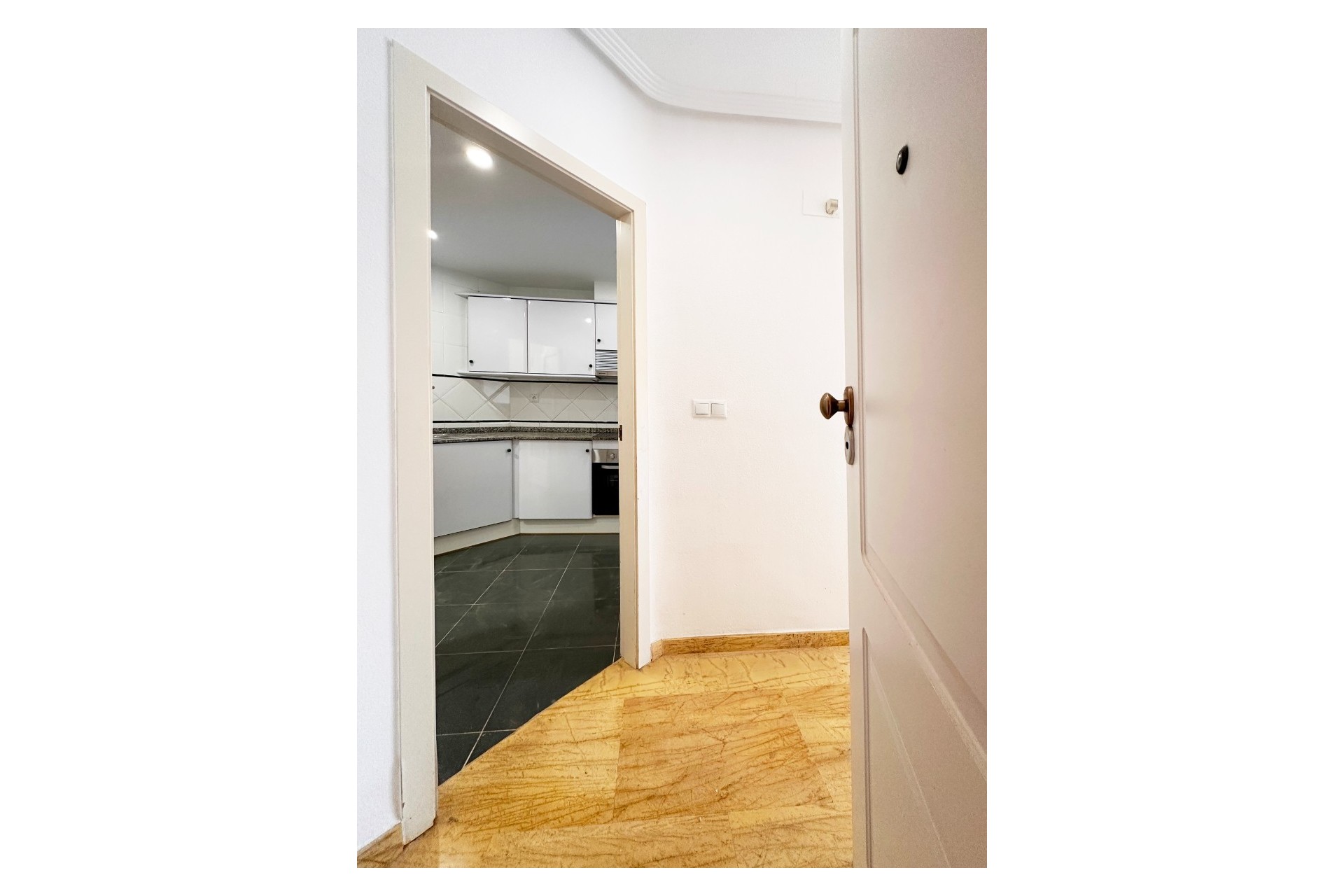 Återförsäljning - Apartment -
Orihuela Costa - Costa Blanca