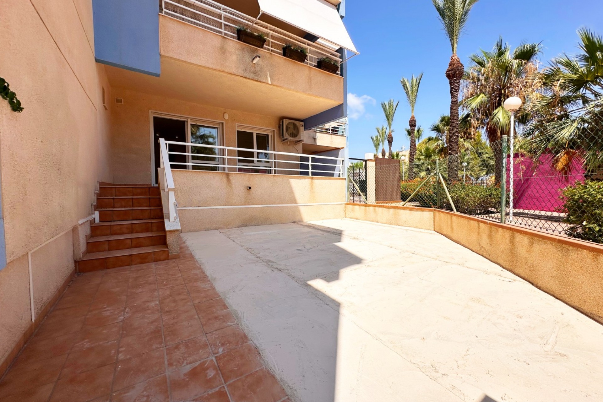 Återförsäljning - Apartment -
Orihuela Costa - Costa Blanca