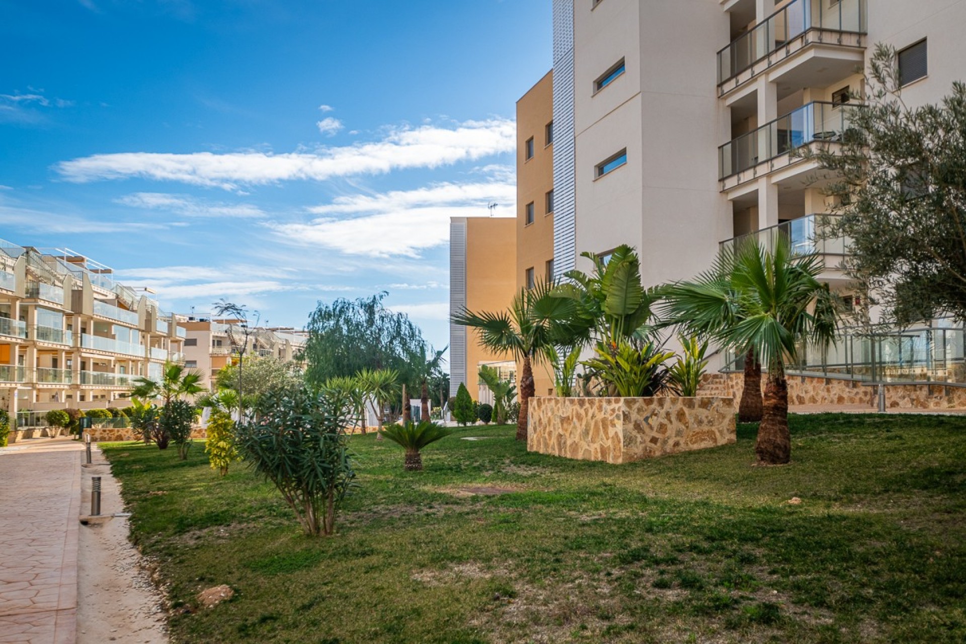 Återförsäljning - Apartment -
Orihuela Costa - Costa Blanca