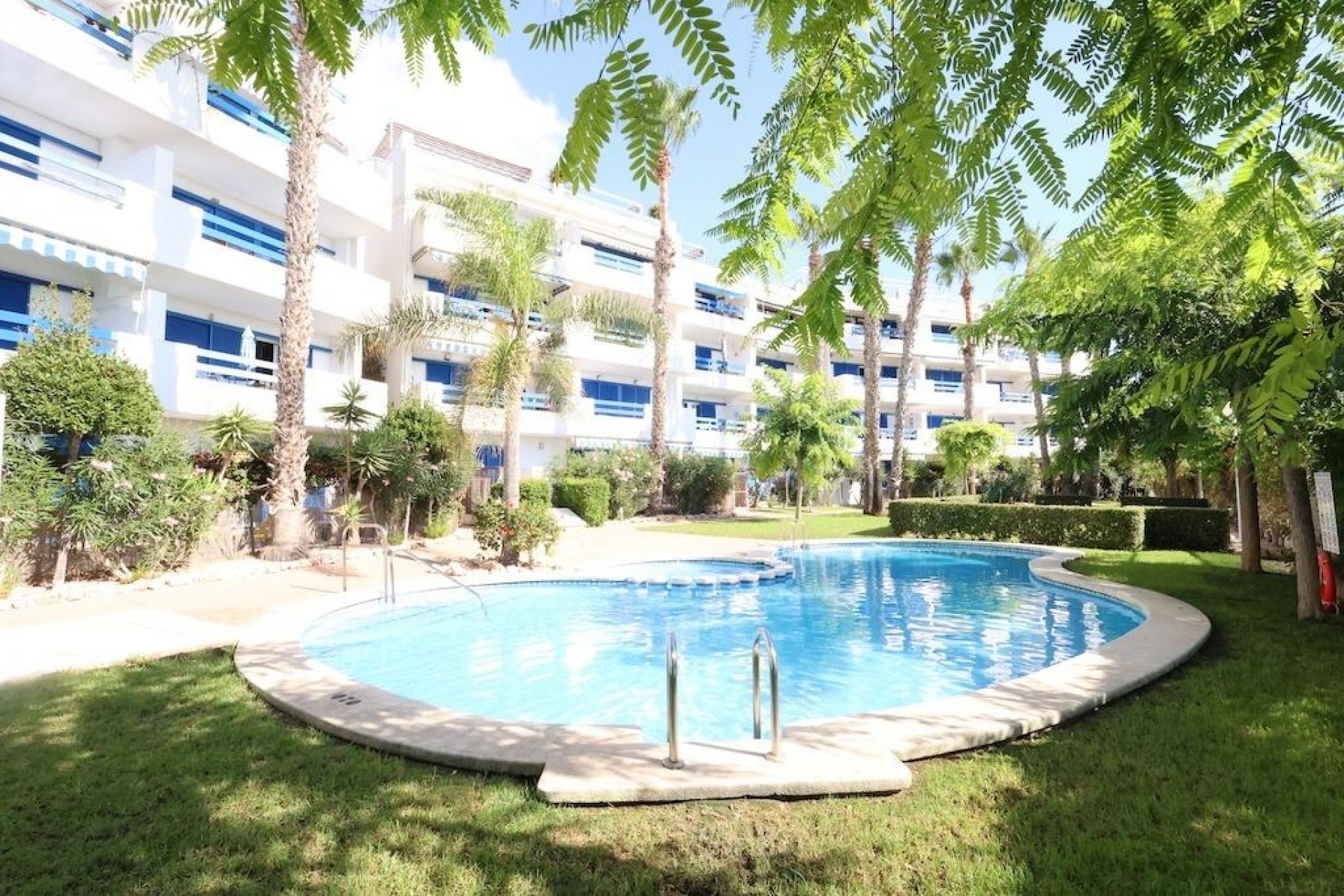 Återförsäljning - Apartment -
Orihuela Costa - Costa Blanca