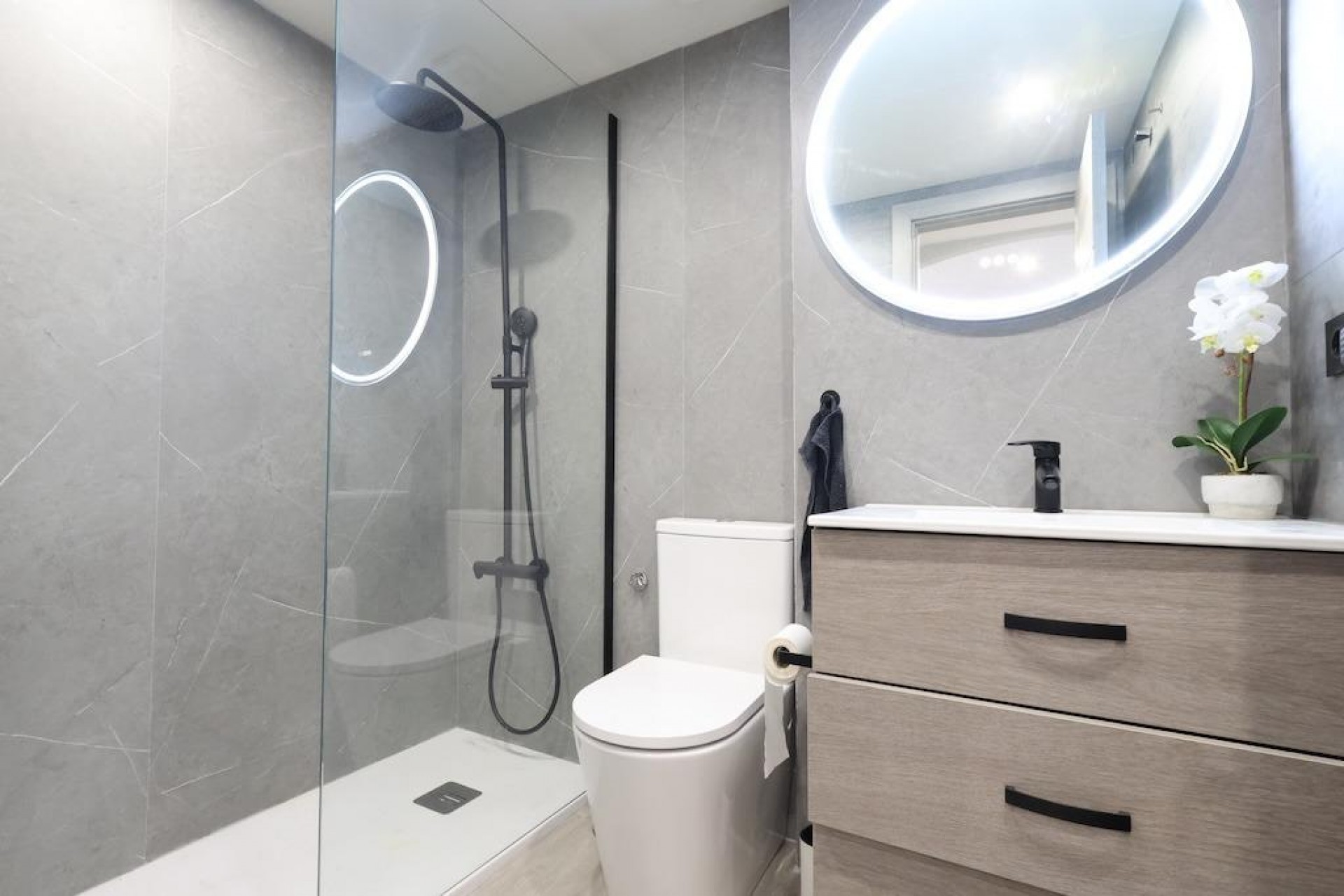 Återförsäljning - Apartment -
Orihuela Costa - Costa Blanca