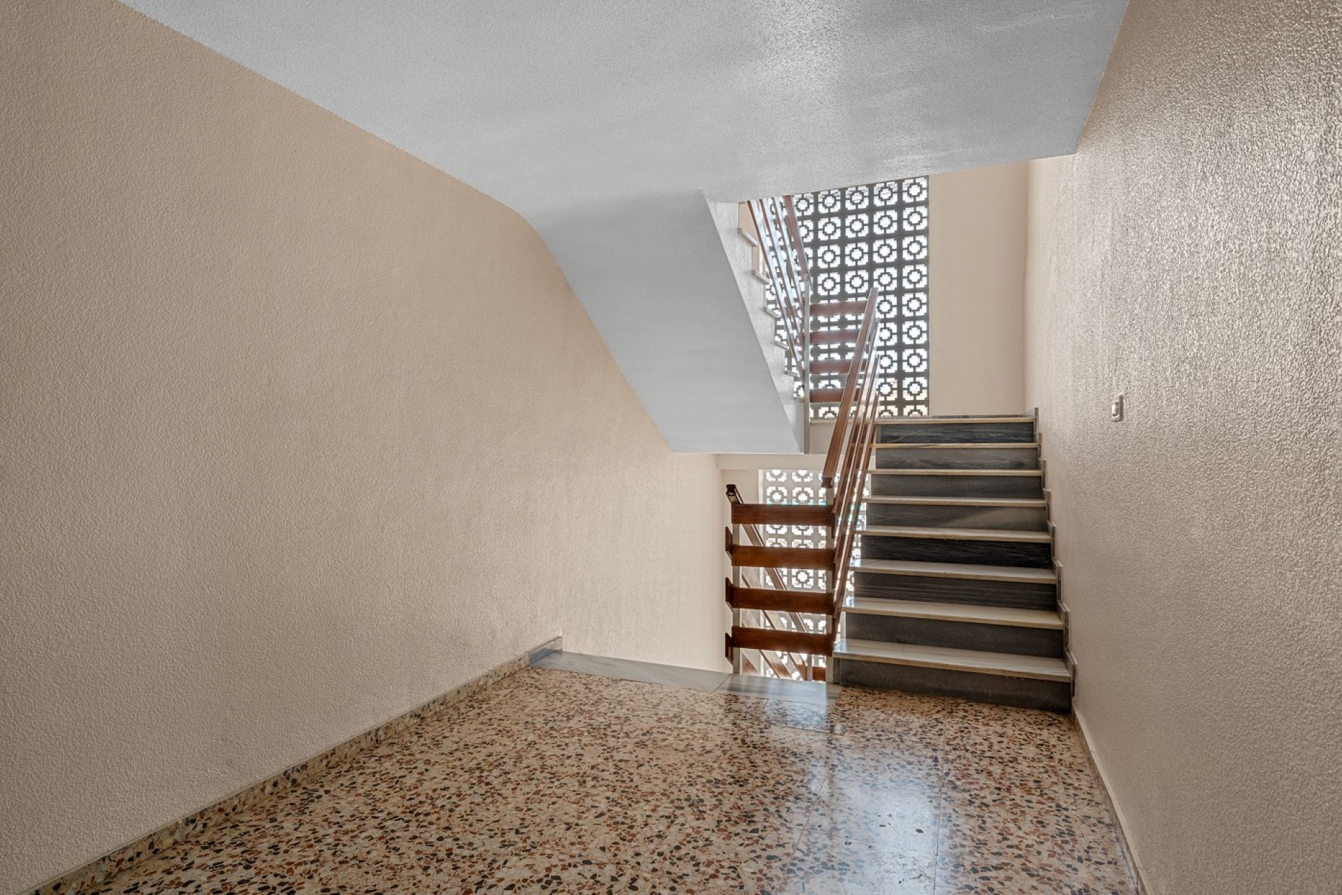 Återförsäljning - Apartment -
Orihuela Costa - Costa Blanca