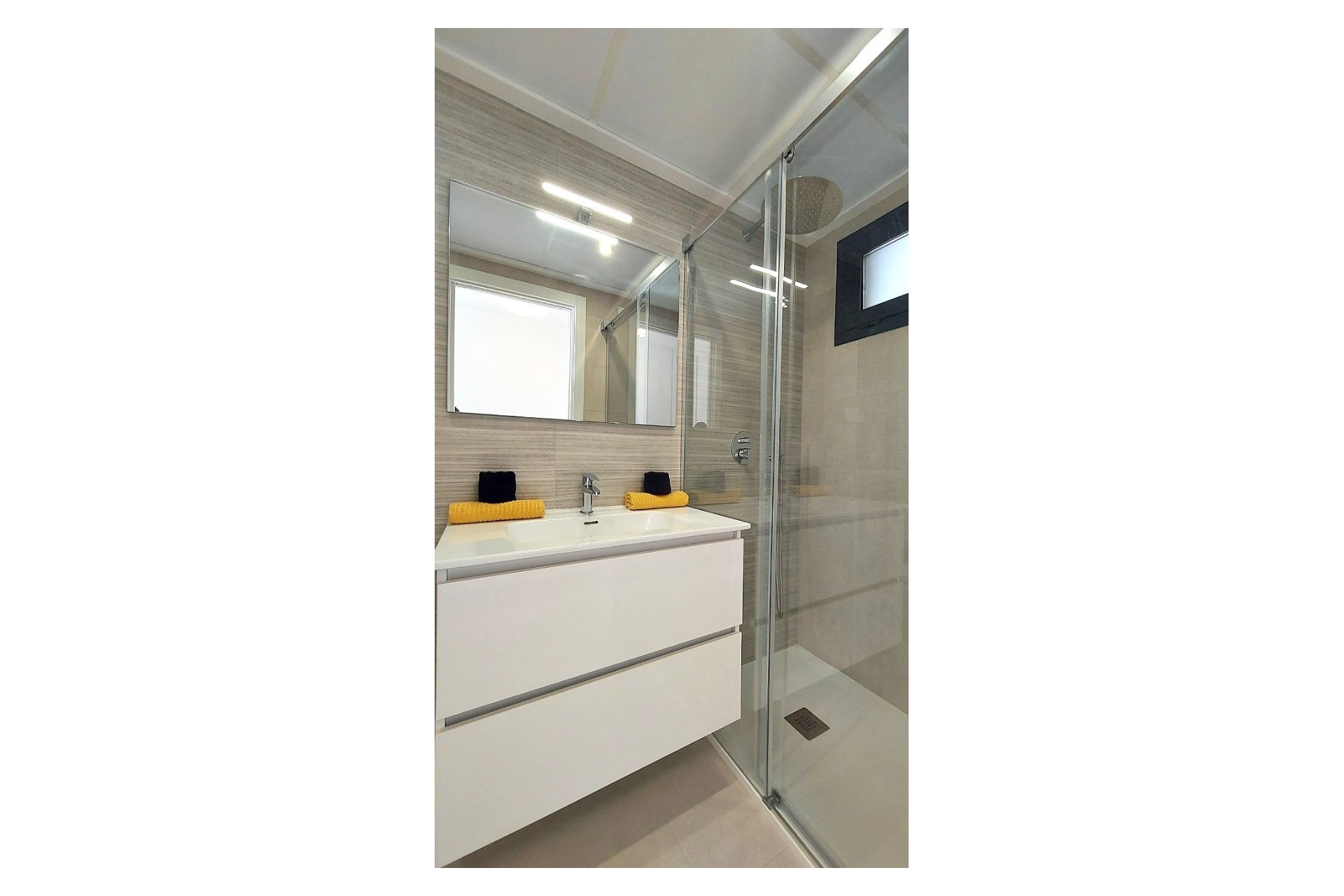 Återförsäljning - Apartment -
Orihuela Costa - Costa Blanca