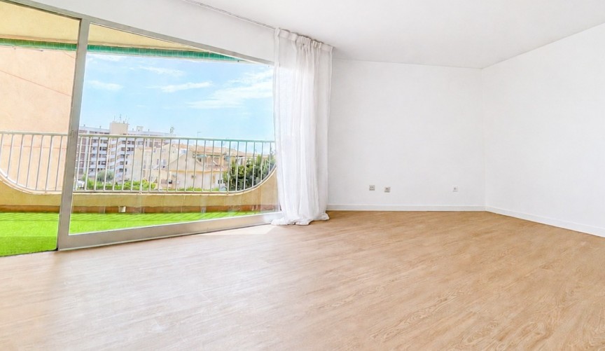 Återförsäljning - Apartment -
Orihuela Costa - Costa Blanca