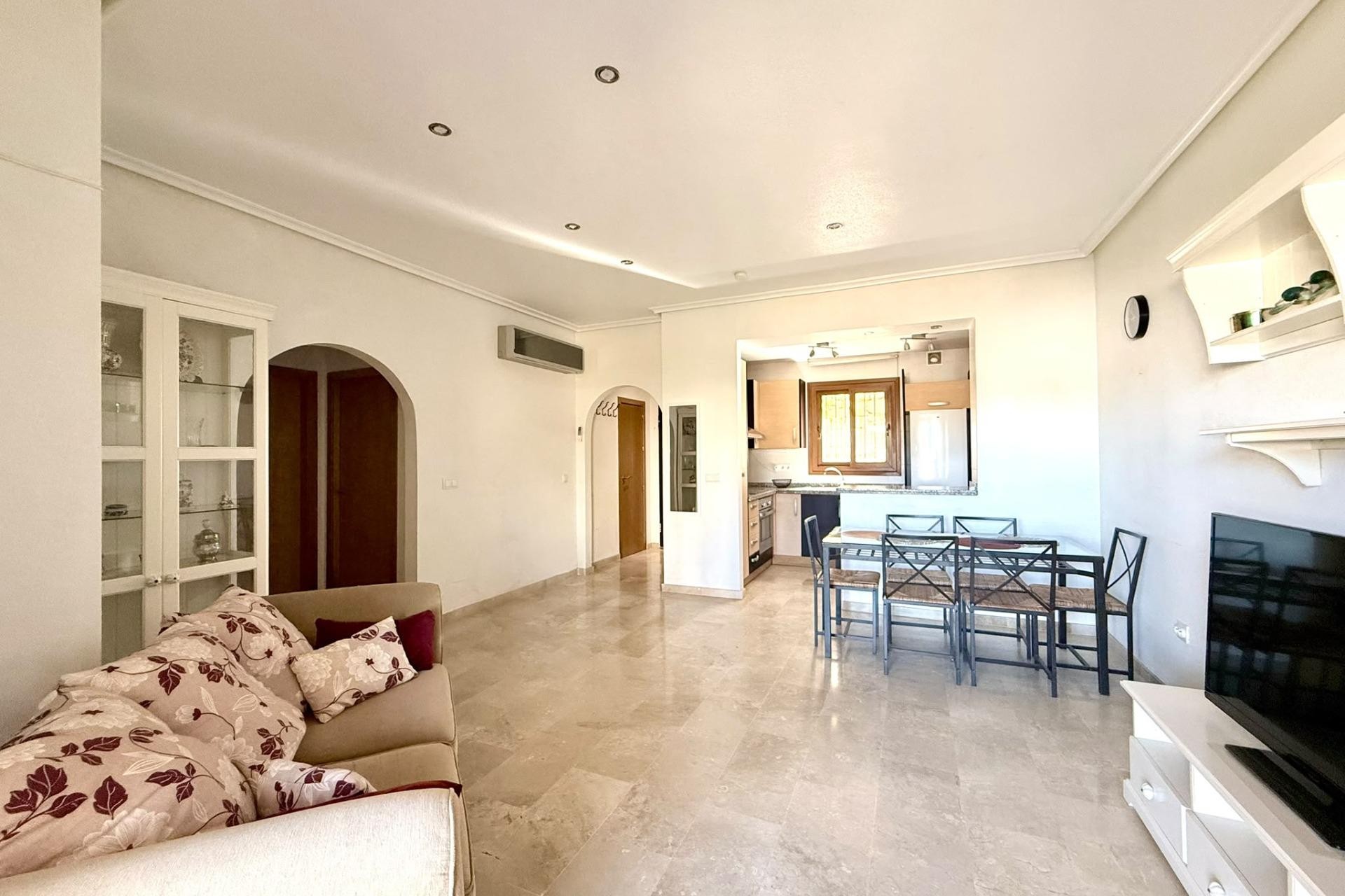 Återförsäljning - Apartment -
Orihuela Costa - Costa Blanca