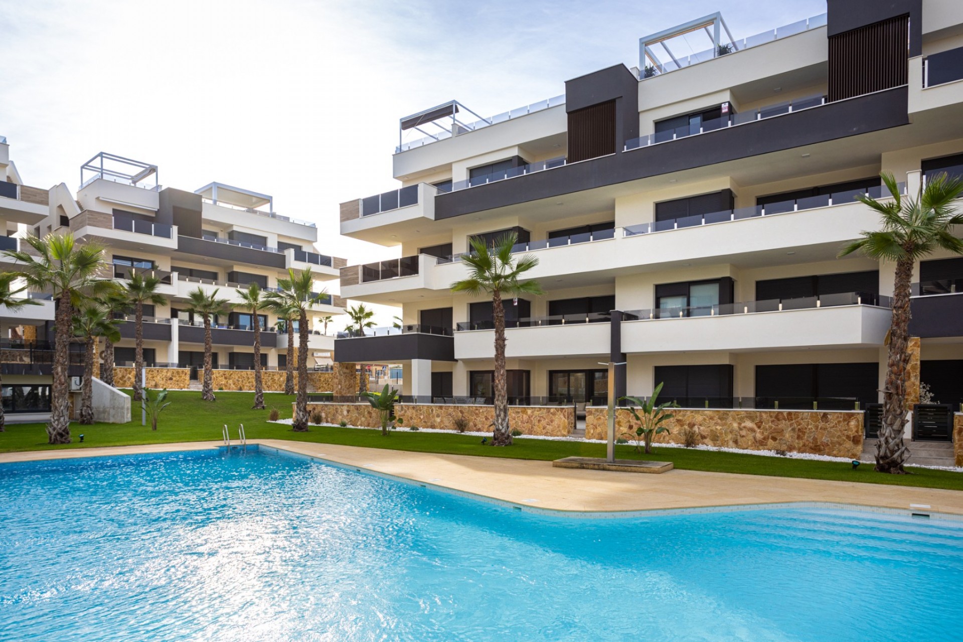 Återförsäljning - Apartment -
Orihuela Costa - Costa Blanca