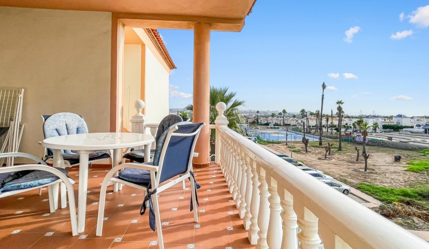 Återförsäljning - Apartment -
Orihuela Costa - Costa Blanca