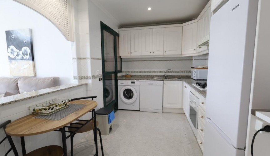Återförsäljning - Apartment -
Orihuela Costa - Costa Blanca