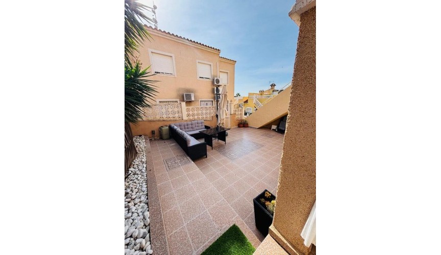 Återförsäljning - Apartment -
Orihuela Costa - Costa Blanca