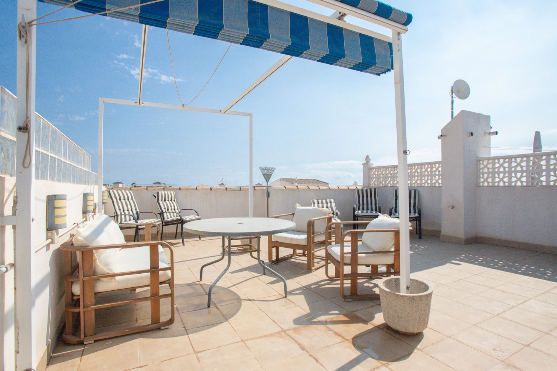 Återförsäljning - Apartment -
Orihuela Costa - Costa Blanca