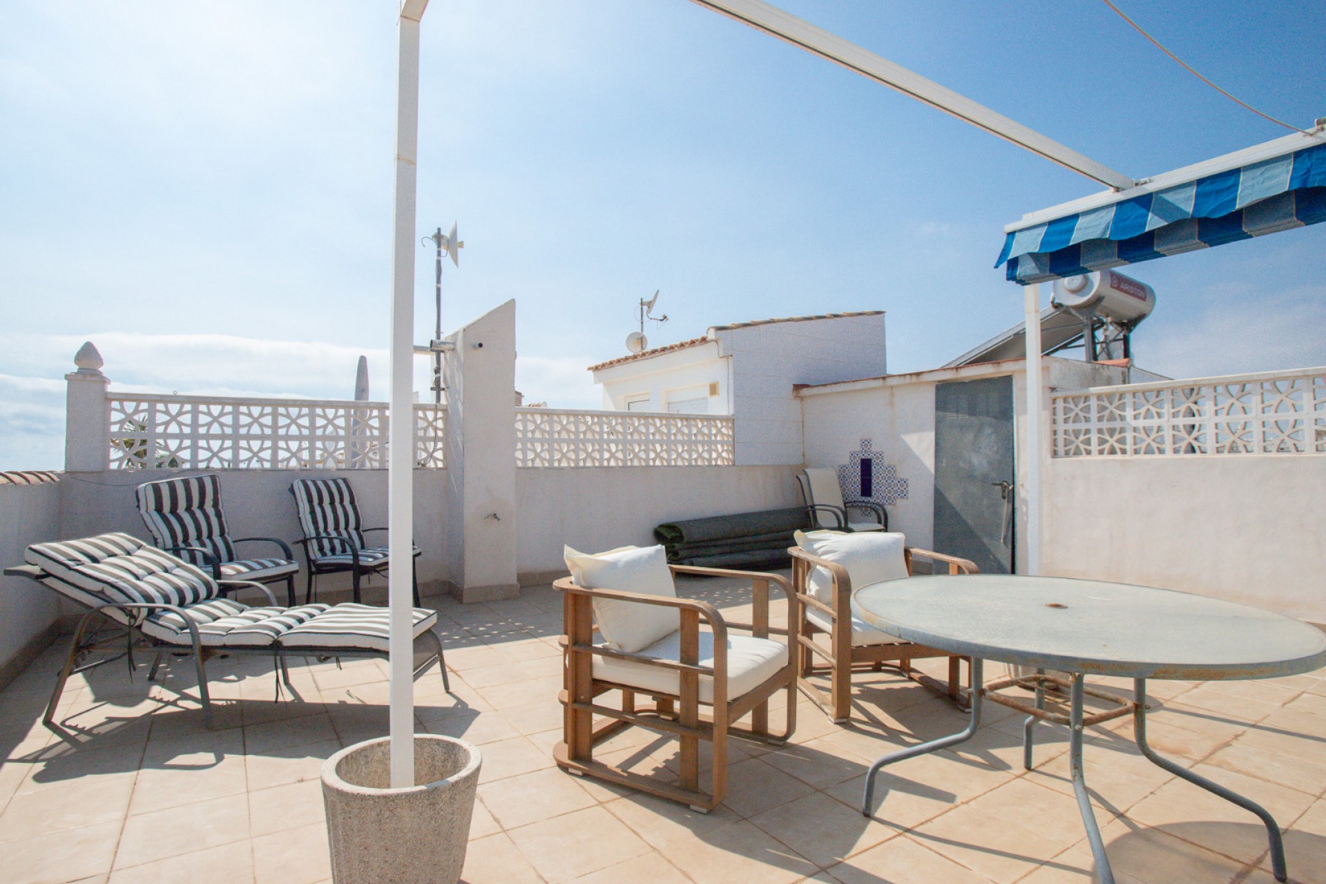 Återförsäljning - Apartment -
Orihuela Costa - Costa Blanca
