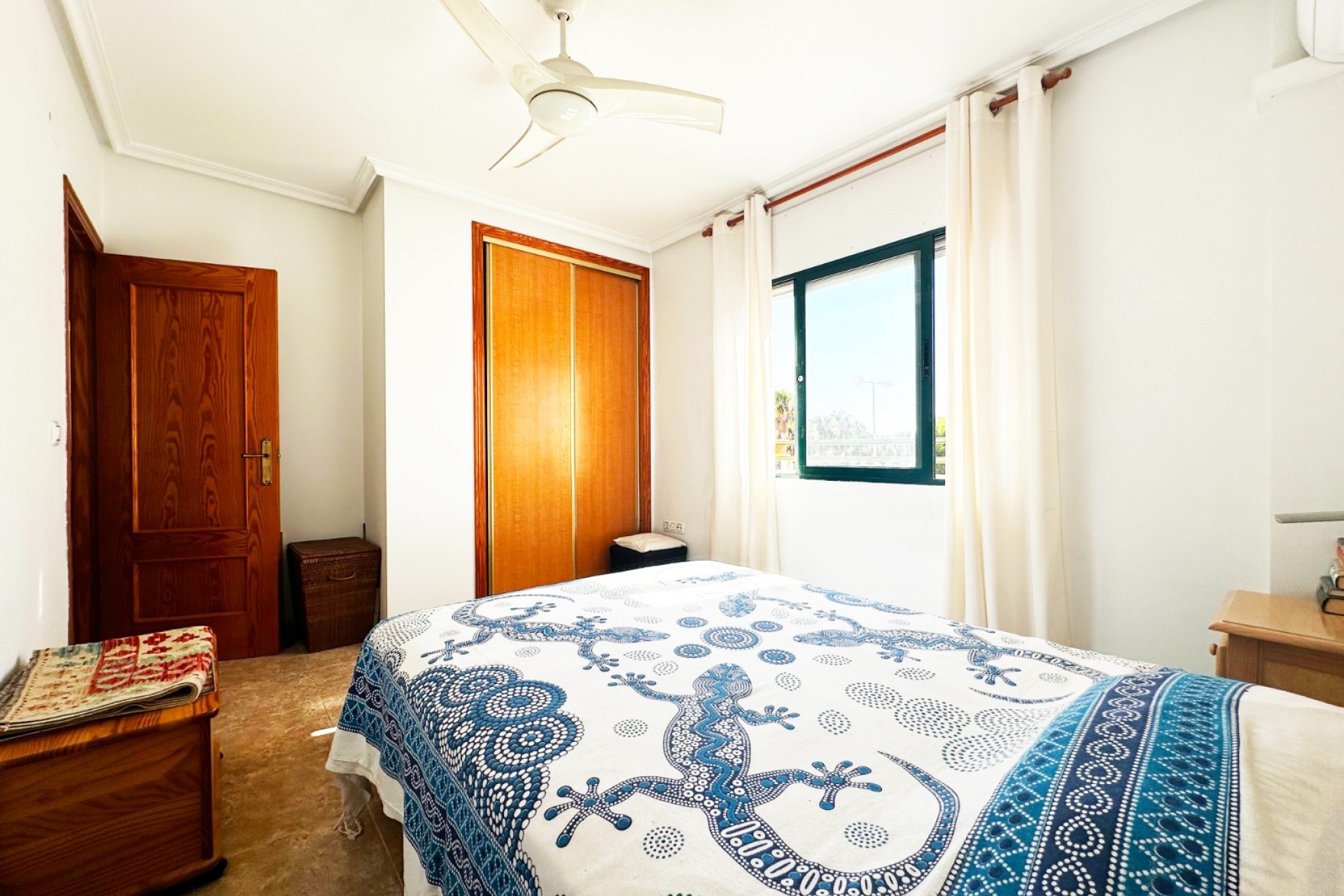 Återförsäljning - Apartment -
Orihuela Costa - Costa Blanca