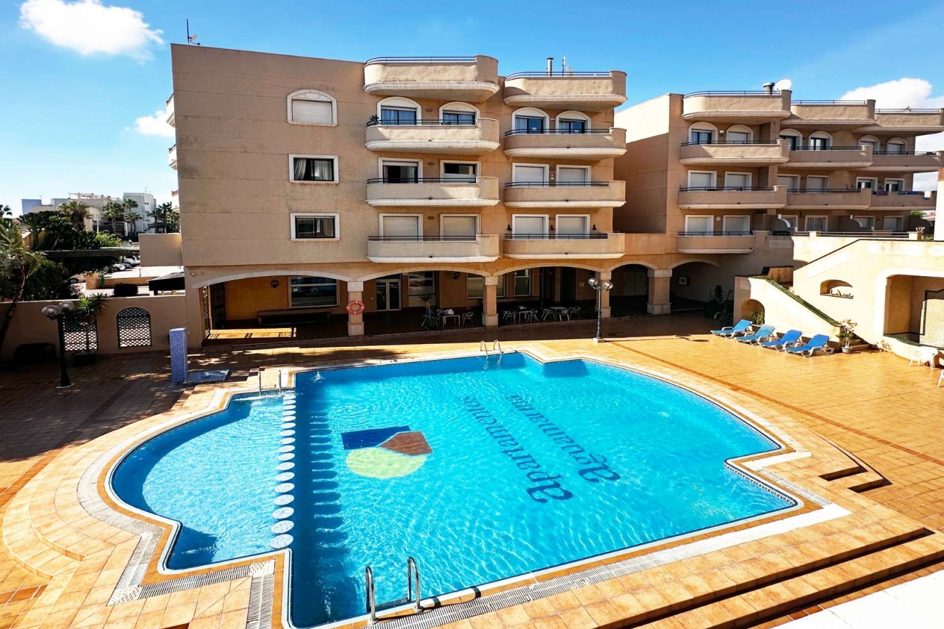 Återförsäljning - Apartment -
Orihuela Costa - Costa Blanca
