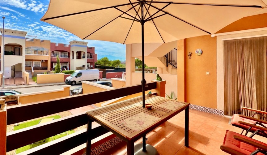 Återförsäljning - Apartment -
Orihuela Costa - Costa Blanca