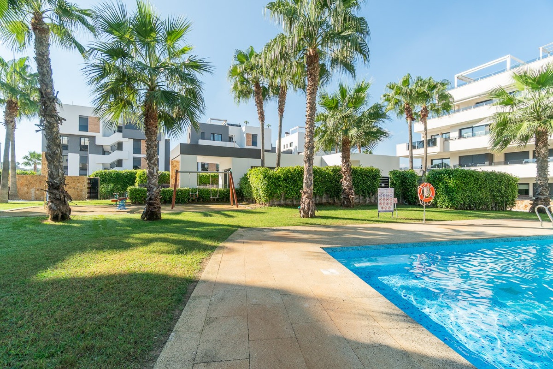 Återförsäljning - Apartment -
Orihuela Costa - Costa Blanca