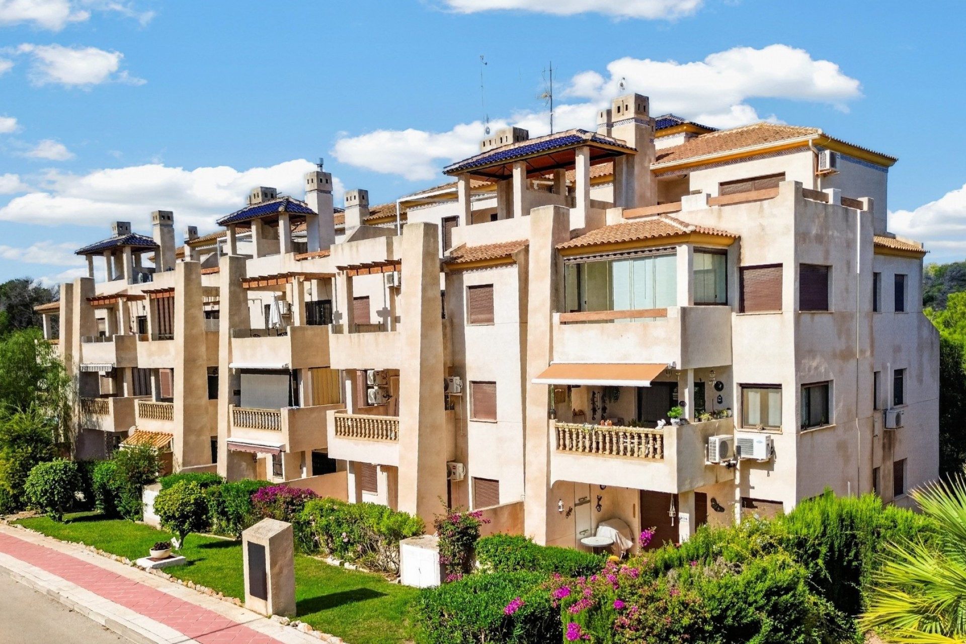 Återförsäljning - Apartment -
Orihuela Costa - Costa Blanca