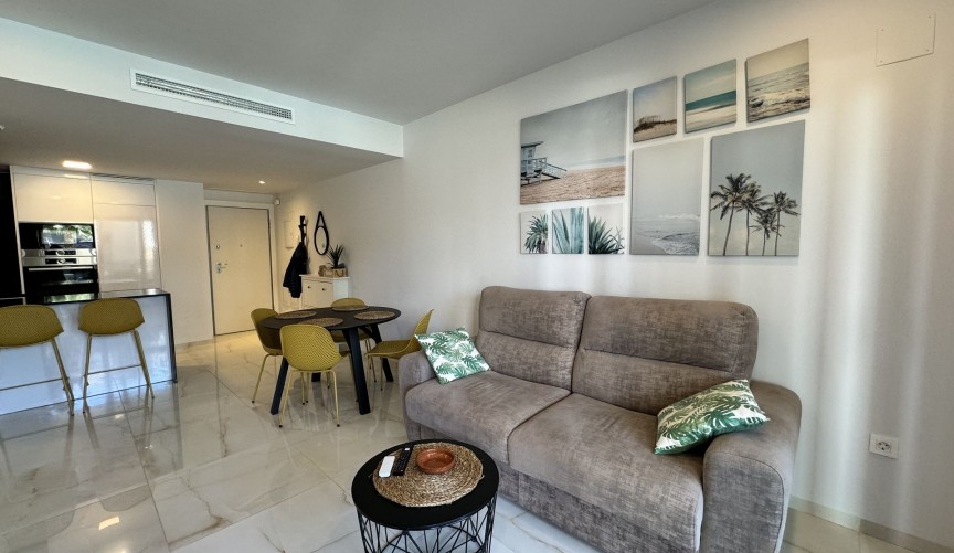 Återförsäljning - Apartment -
Orihuela Costa - Costa Blanca