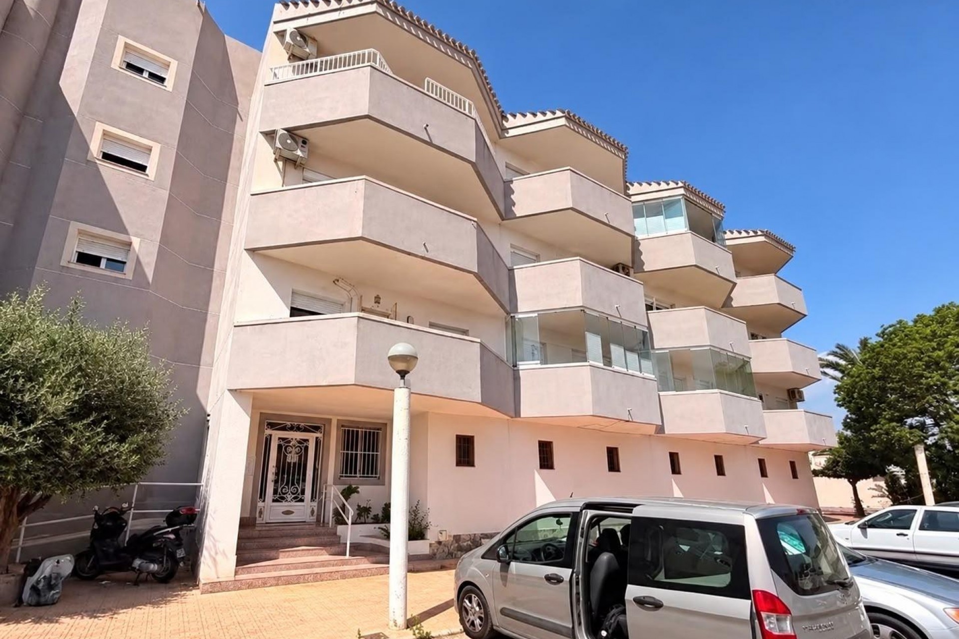 Återförsäljning - Apartment -
Orihuela Costa - La Regia