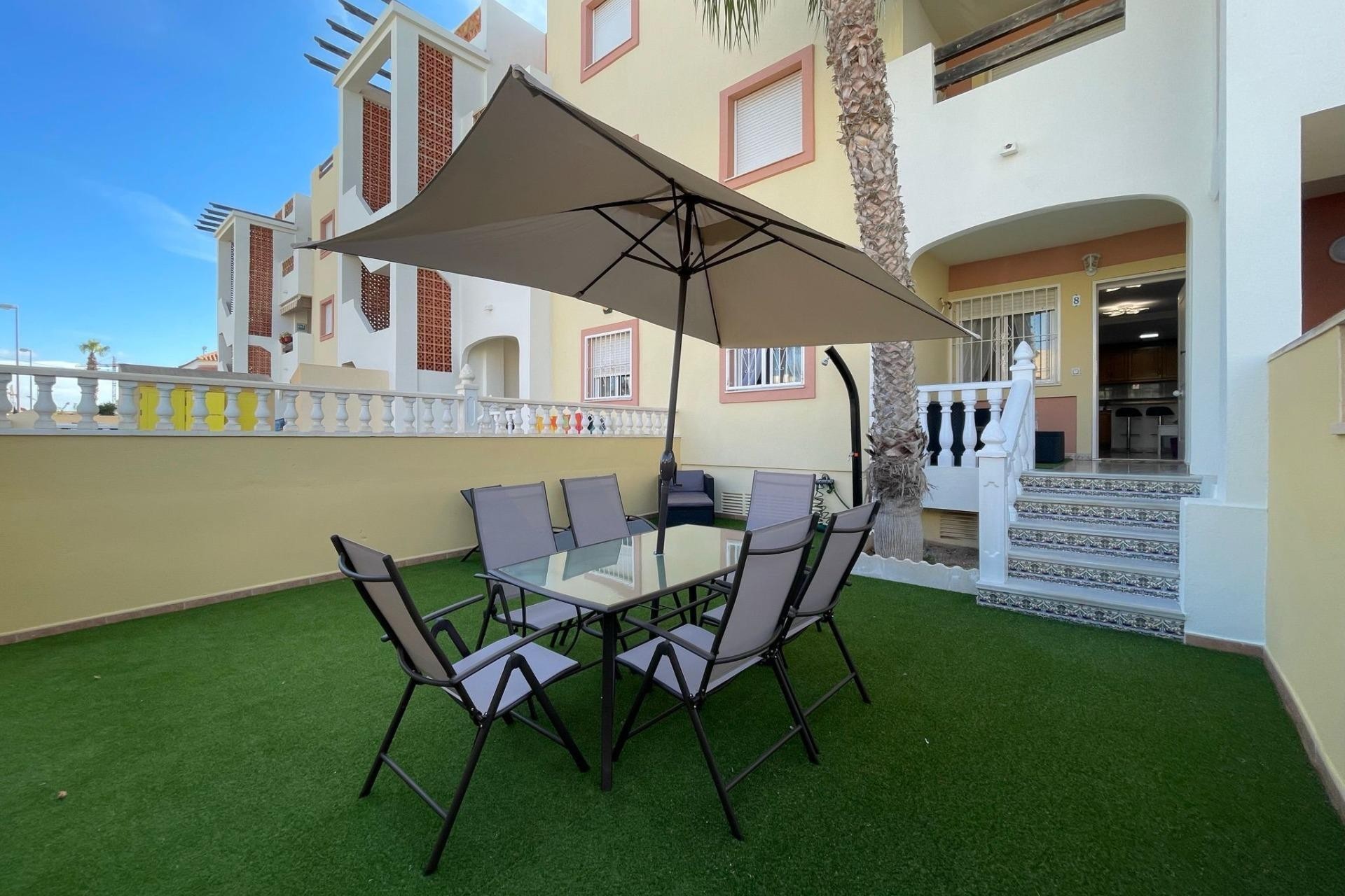 Återförsäljning - Apartment -
Orihuela Costa - La Zenia