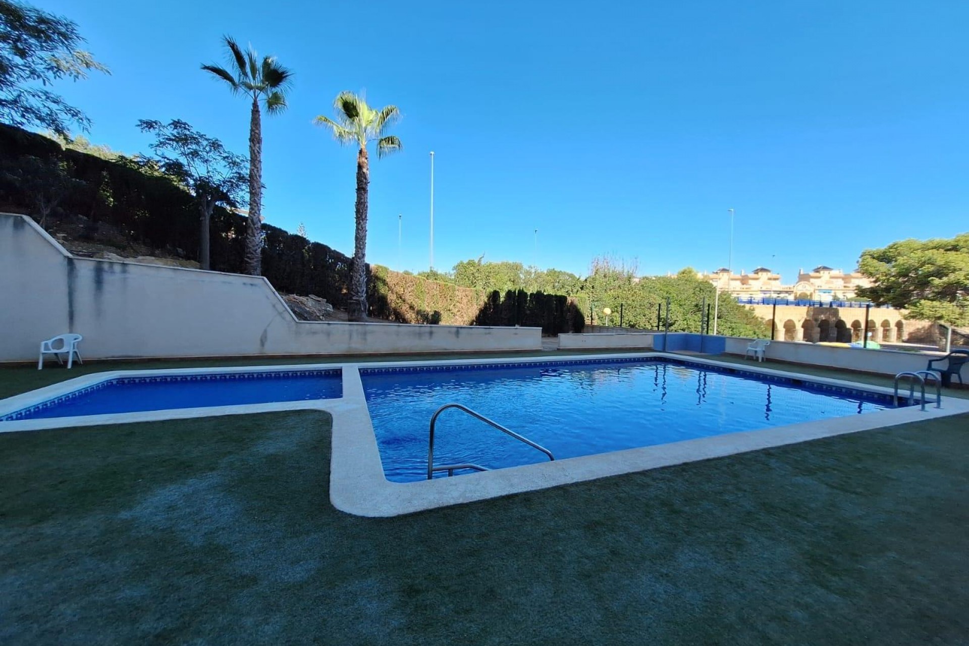 Återförsäljning - Apartment -
Orihuela Costa - La Zenia