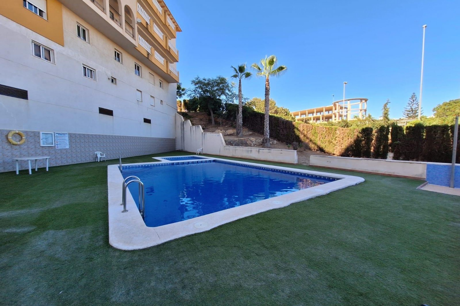 Återförsäljning - Apartment -
Orihuela Costa - La Zenia