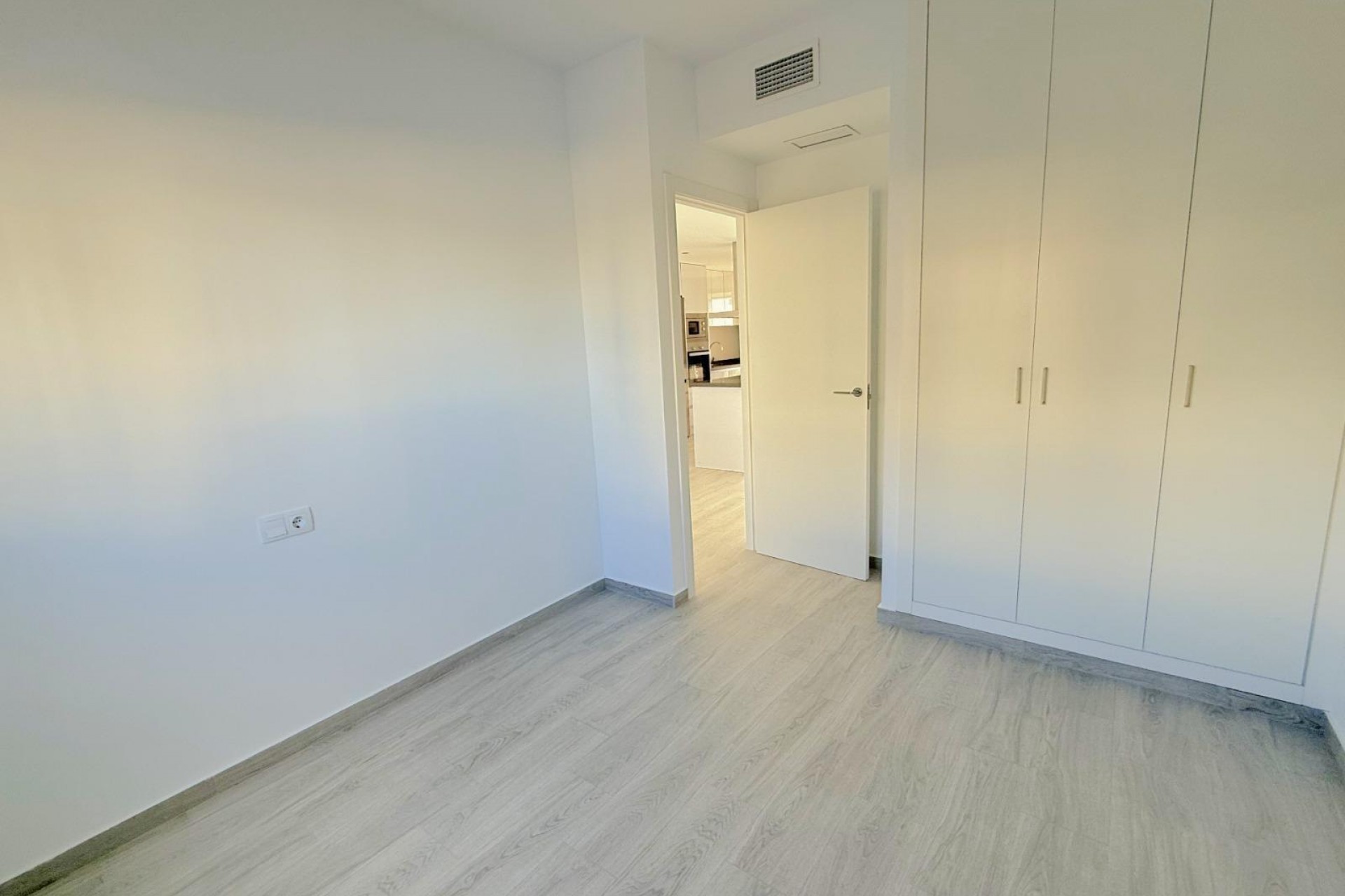 Återförsäljning - Apartment -
Orihuela Costa - La Zenia